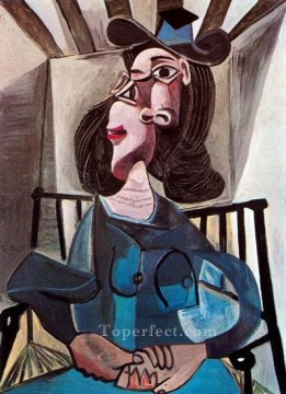  maar - Woman with hat sitting in an armchair Dora Maar 1941 cubist Pablo Picasso